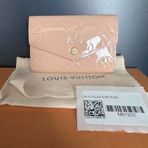 NEW Louis Vuitton Rose Vernis 6 Key Holder